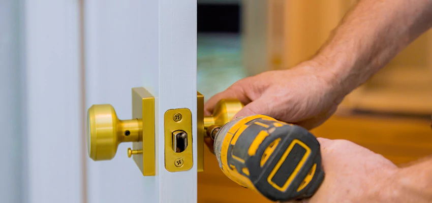 Local Locksmith For Key Fob Replacement in Lakewood, California