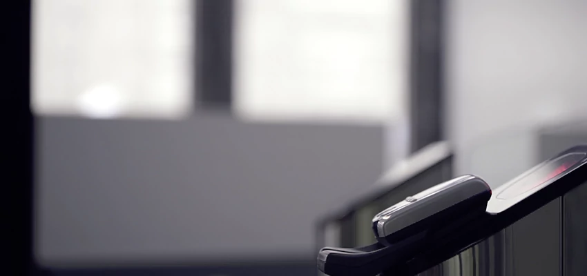 Commercial Automatic Door Locks Repair in Lakewood, CA