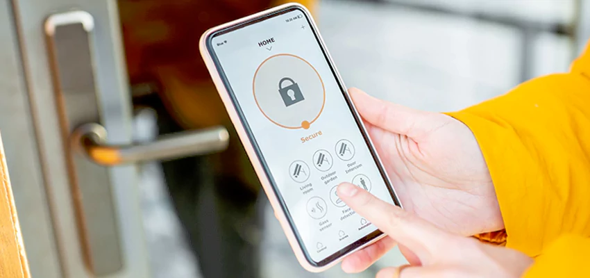 Digital Front Door Lock Repair And Installation in Lakewood, California