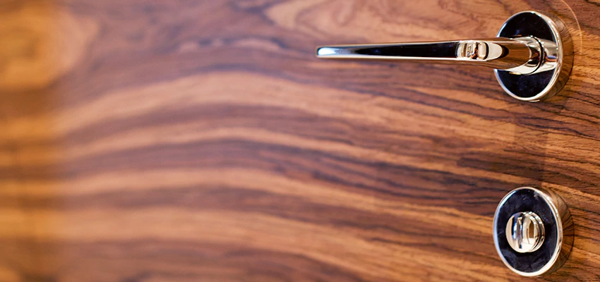 On Demand Locksmith For Key Fobs Repair in Lakewood, California